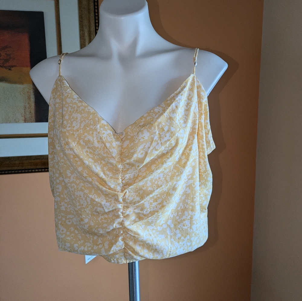 NEW Abercrombie &Fitch Women's Tops / Blouses. Size XXL